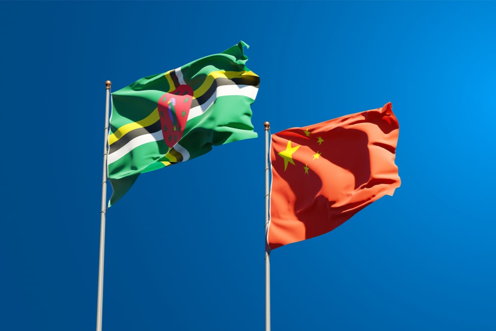 دومينيكا والصين توقعان اتفاقية مشتركة للإعفاء من التأشيرات