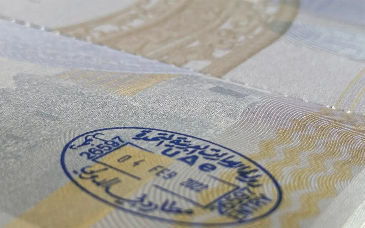 The UAE Launches Entry Permit Service for Residents Who Overstayed Abroad